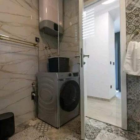 Luxury Karigo 2 *