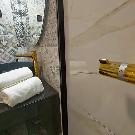 Luxury Karigo 2