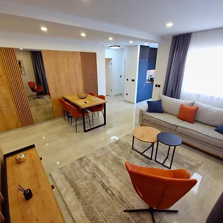 Luxury Karigo 2 Apartment