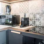 Luxury Karigo 2 *