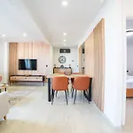 Luxury Karigo 2 Apartment *