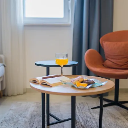 Luxury Karigo 2 * Макарська