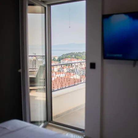 Luxury Karigo 2 Макарська