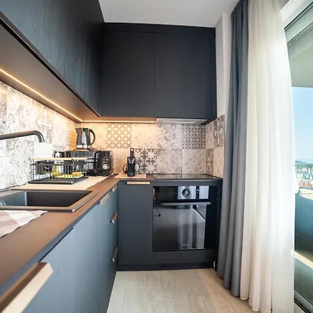 Luxury Karigo 2 *