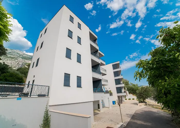 Luxury Karigo 2 Apartment *