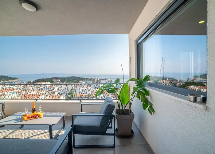 Luxury Karigo 2 Апартаменти Макарська