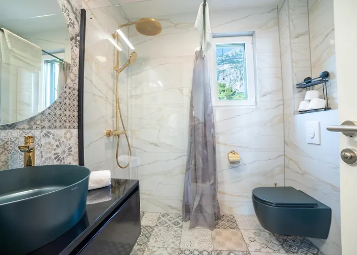 Апартаменти Luxury Karigo 2 Макарська